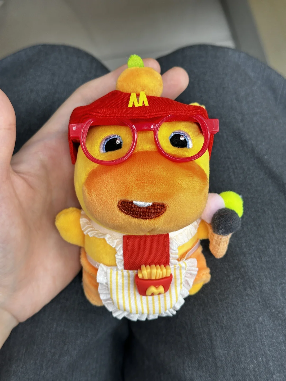 水豚噜噜陪我吃泡面加班啦