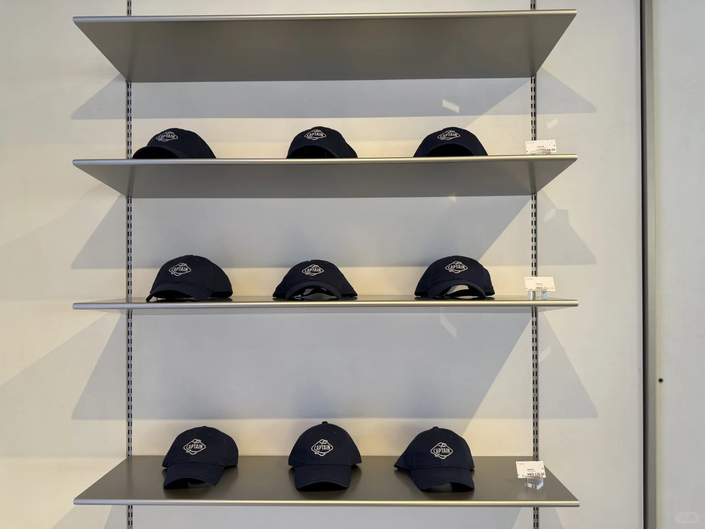 第一家券商咖啡店🇭🇰