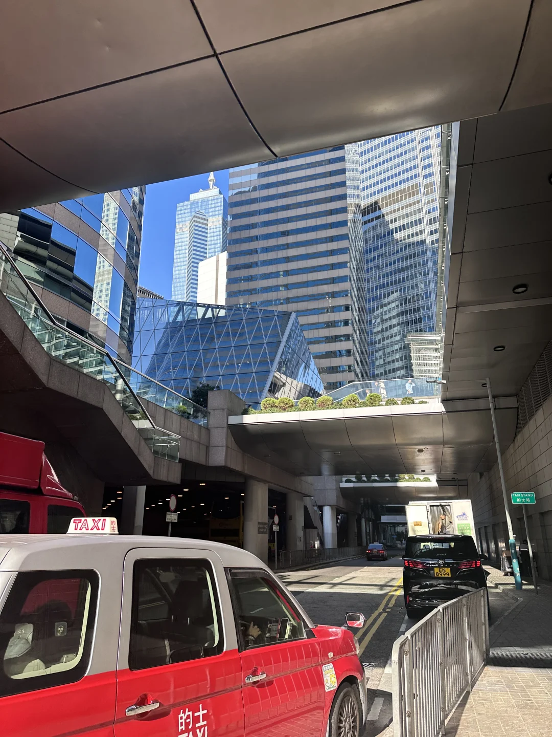 一个赞就从头部券商裸辞！