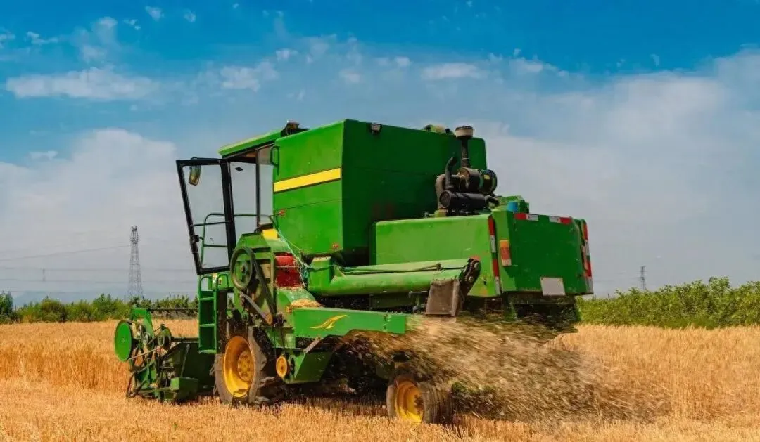 约翰迪尔一季报超预期,券商看好中国农机出口和周期反转