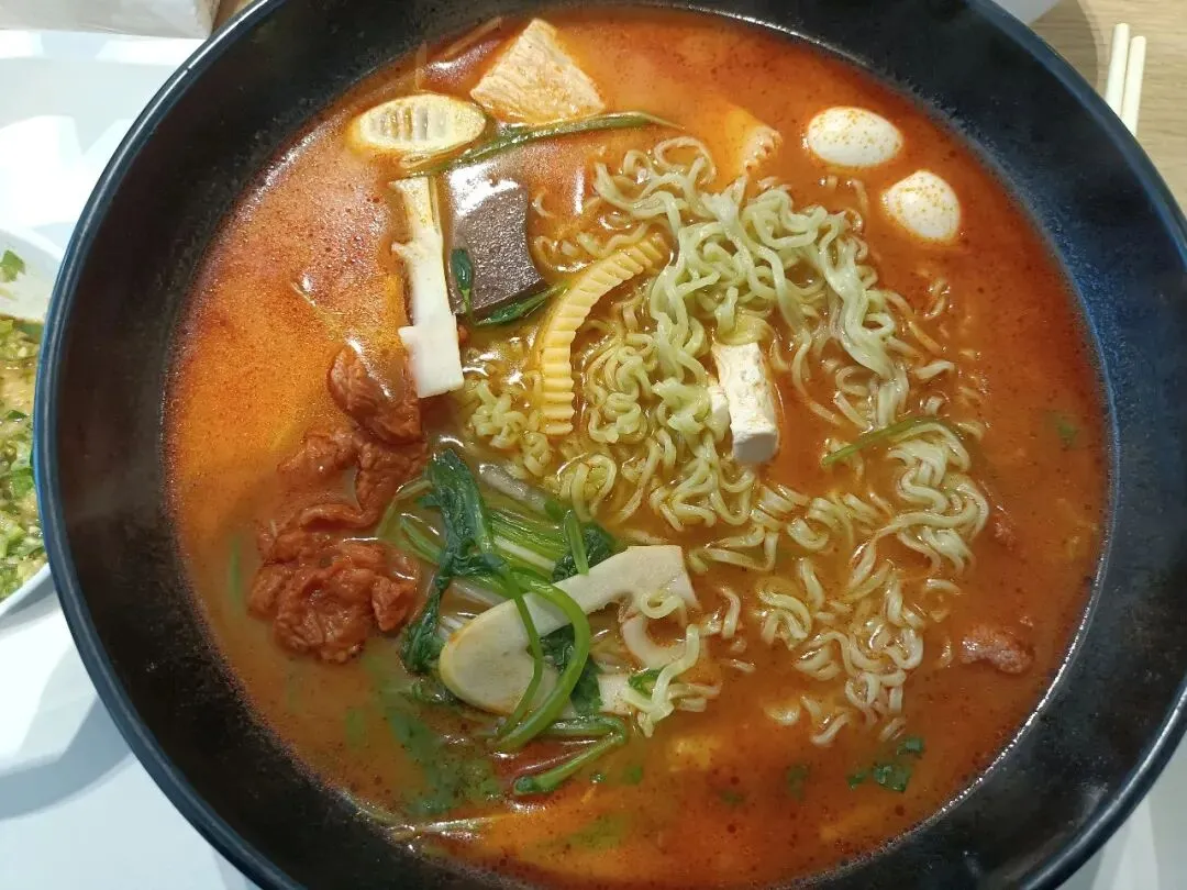 9倍PE!这家CPO光模块龙头被券商看到761亿利润——26家机构预测大起底