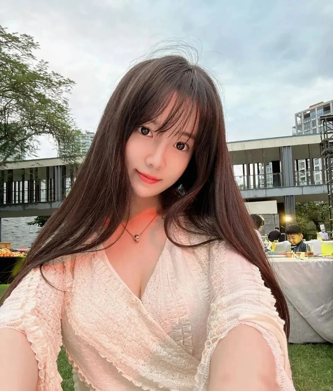 大瓜!券商美女实名举报百亿大佬!