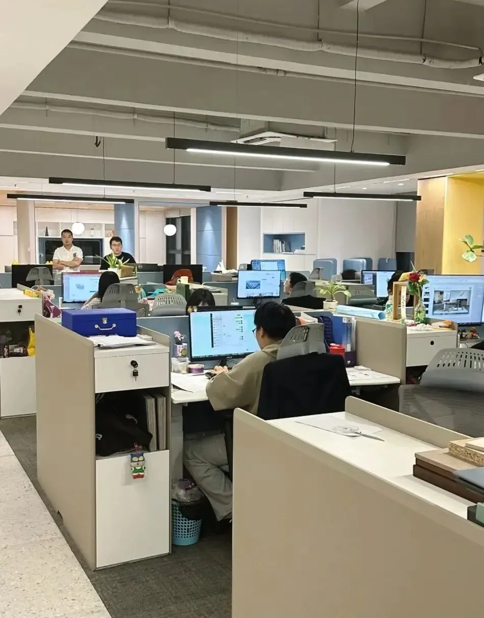 券商一哥人均薪资超80w!普通求职者入门指南+行业潜规