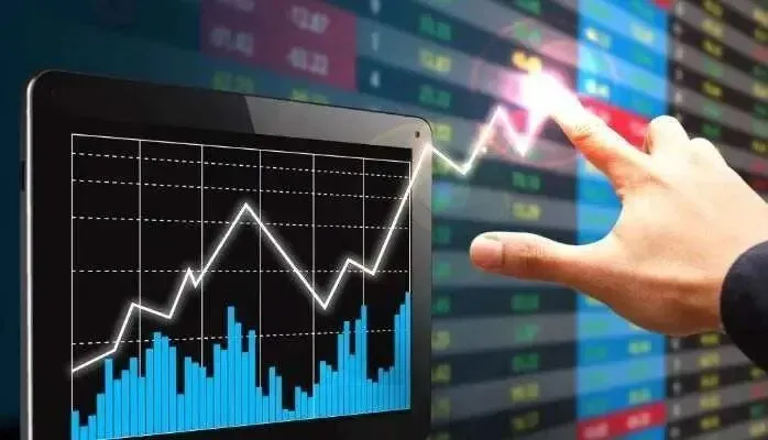 中信一季赚了百亿,中小券商却哭了?用百亿净利看透券商“新格局”