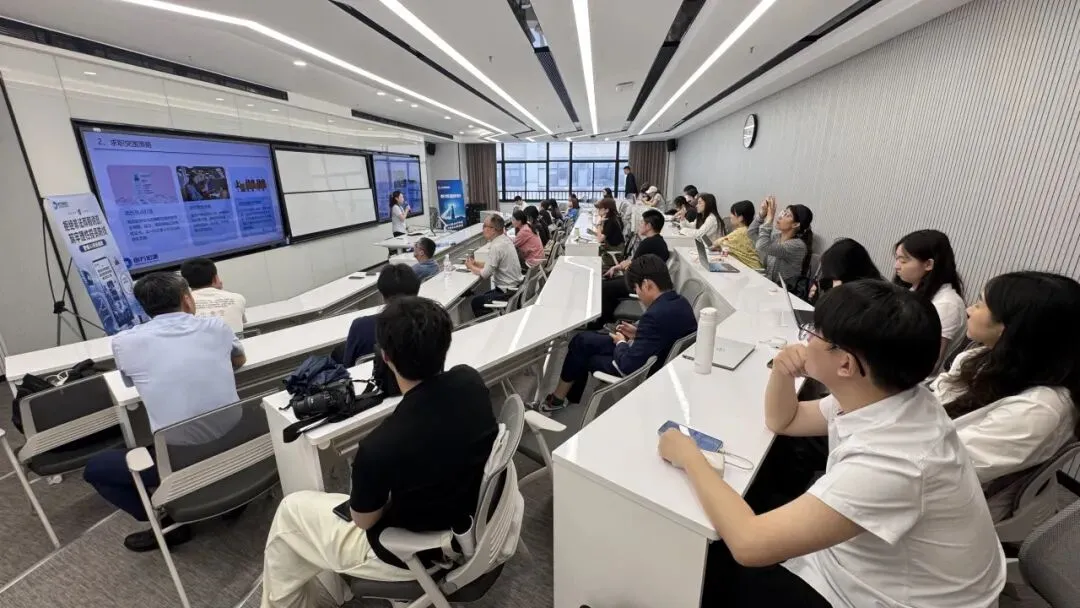 “职”点迷津|券商面对面!金融求职+投资实战双赋能活动顺利举办