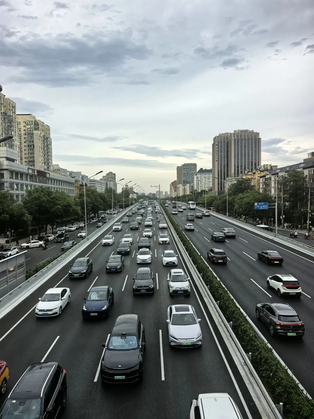 四足成鼎——中金合并后券商行业格局