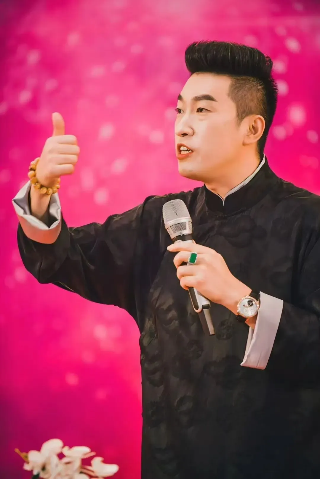 道指暴跌 950 点!跨境券商全面停开仓:普通人的钱,到底该往哪放?