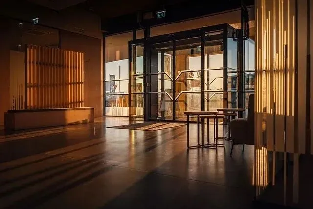 胜诉!某券商状告上市公司实控人!