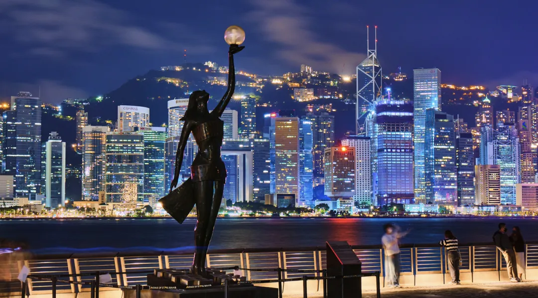 香港跨境投资通道,正被系统性关闭?从券商、银行到信托IPO,全链条封堵意味着什么?