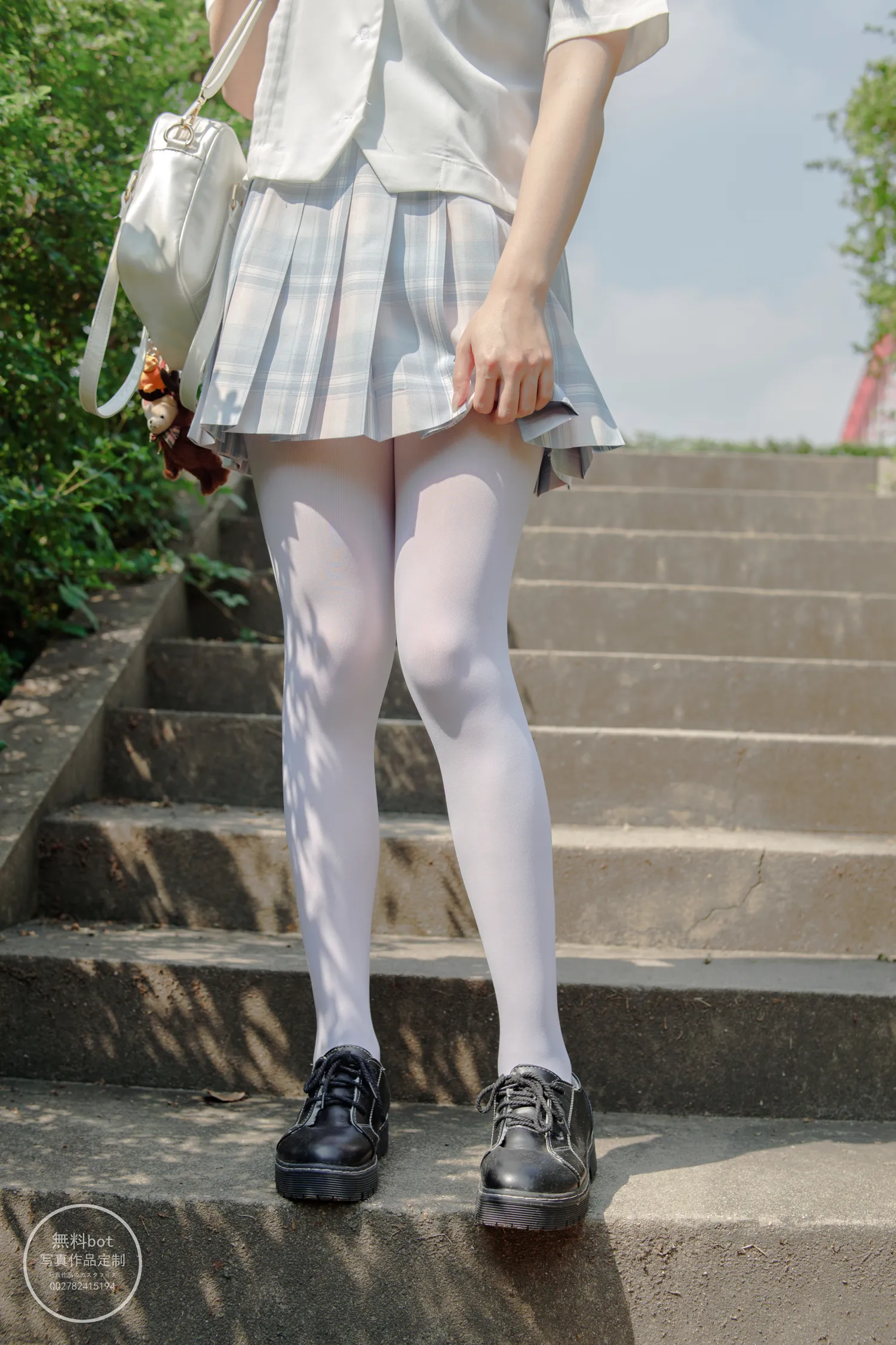 森萝财团有料01[64P] 性感美女个人写真摄影艺术照