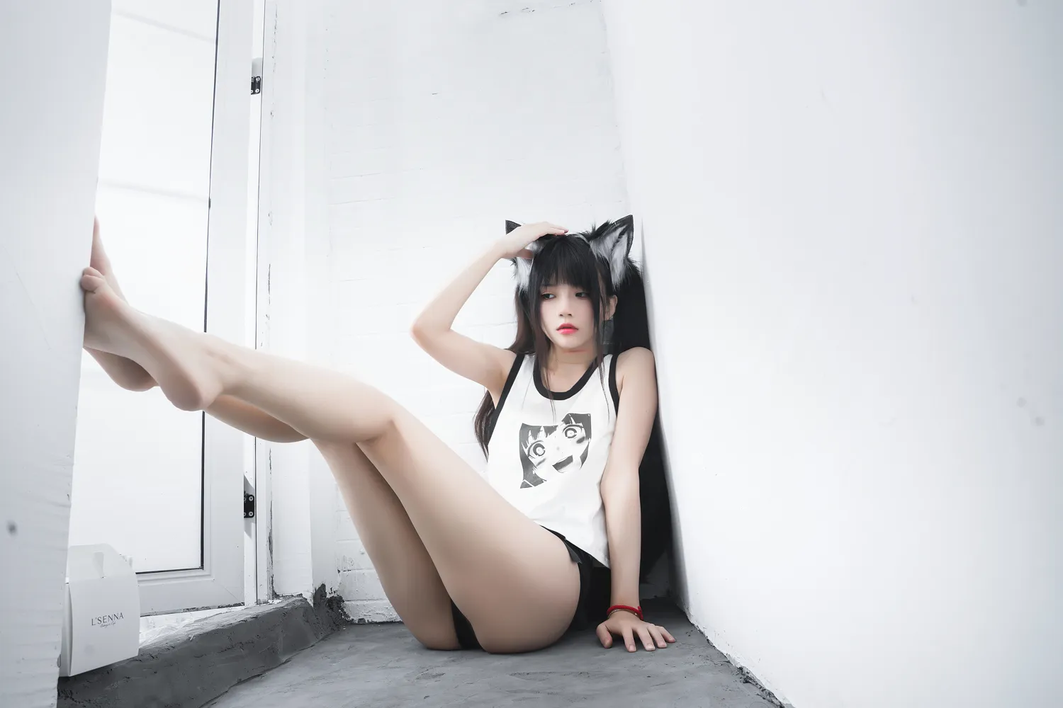 桜桃喵–狼崽崽[60P1G]-性感美女个人写真摄影艺术照