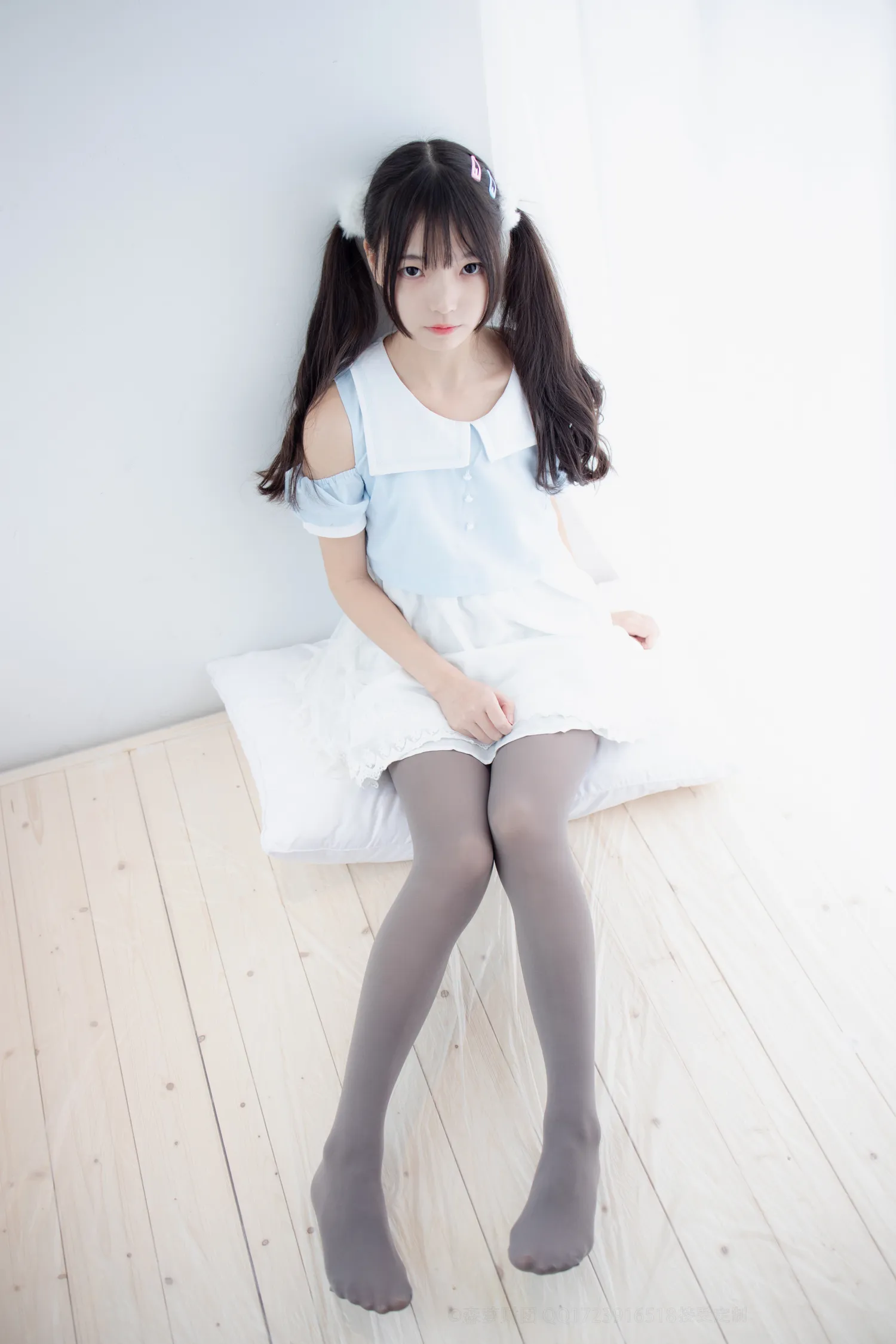 森萝财团X-054[86P1V] 性感美女个人写真摄影艺术照