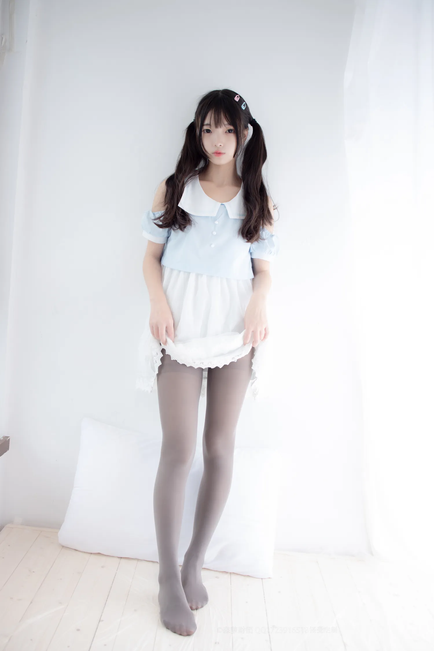 森萝财团X-054[86P1V] 性感美女个人写真摄影艺术照