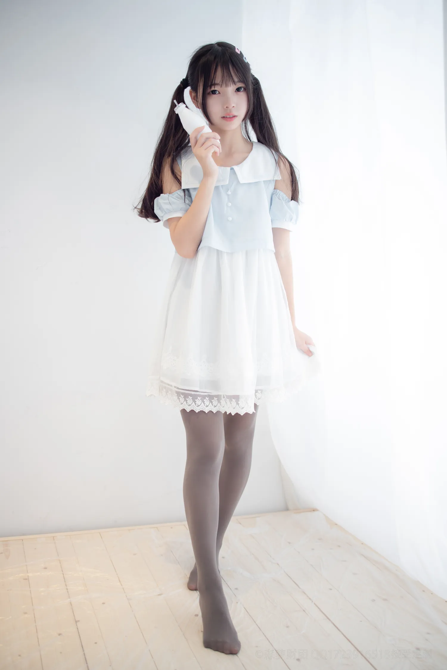 森萝财团X-054[86P1V] 性感美女个人写真摄影艺术照